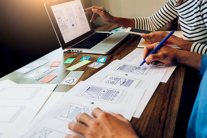 User Experience (UX) Research: Definition and Methodology User Experience (UX) Research: Definition and Methodology